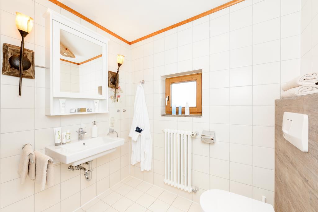 "Ferienwohnung Ess" - Annehmlichkeiten Von 4-Sterne Familien-Und Wellnesshotel Viktoria Koennen Mitbenutzt Werden Όμπερσντορφ Εξωτερικό φωτογραφία